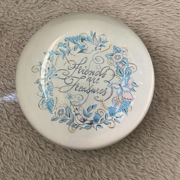 Punch Studio Crystal Dome Paperweight Friends Are Treasures Made in France - Picture 3 of 5